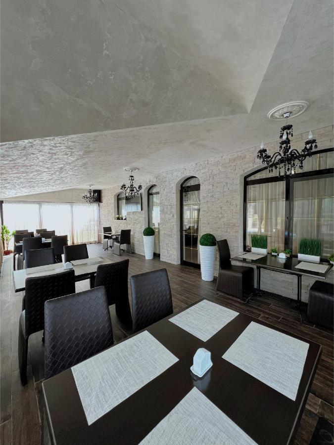 Family Hotel Paradise Saints Constantine and Helena Exterior foto